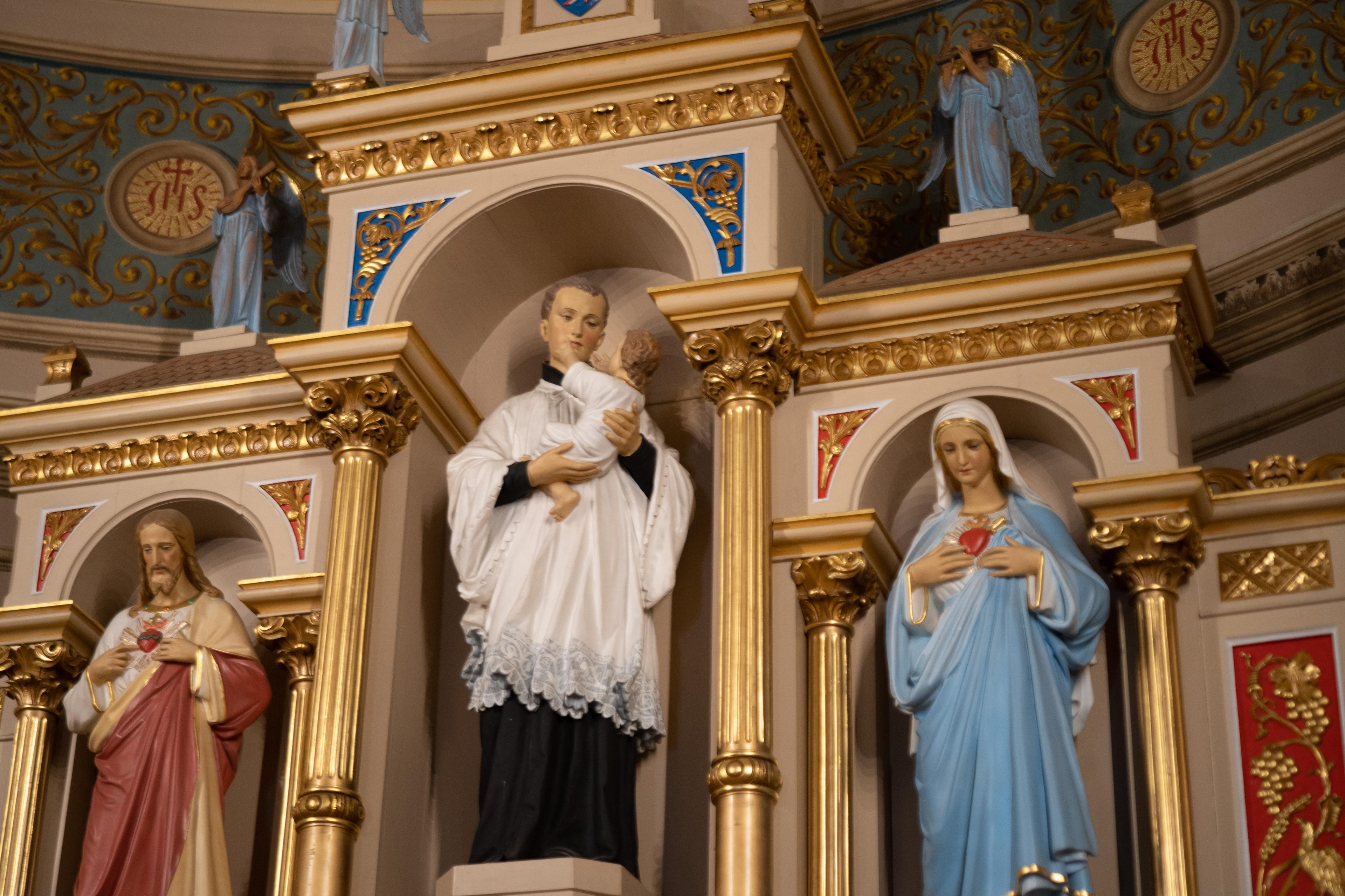 AboutOurParish background